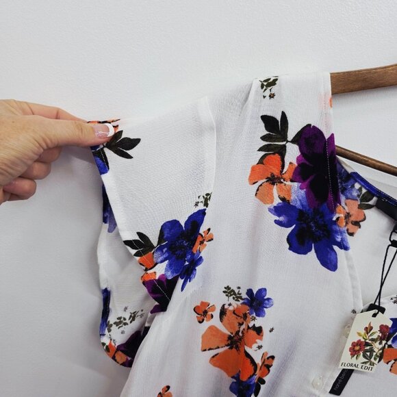 NWT Harve Bernard Tie Front Blouse Floral Size L Button Top Short Sleeve V-Neck - Picture 8 of 15